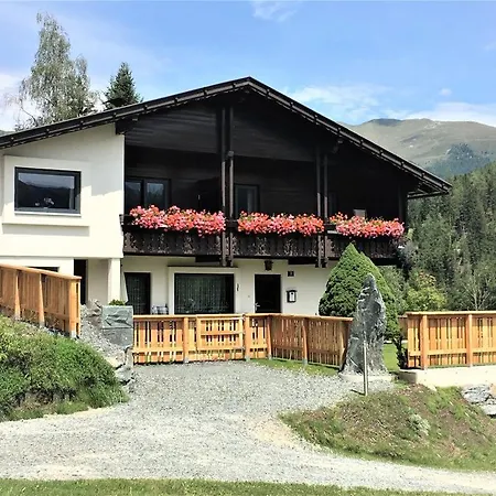 Latschen - Fuer Grossfamilien, Firmen & Co. Alpehytte Bad Kleinkirchheim