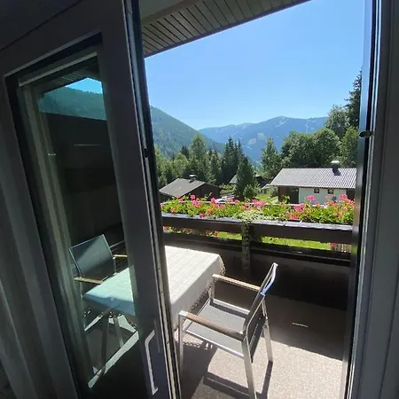 Latschen - Fuer Grossfamilien, Firmen & Co. Bad Kleinkirchheim