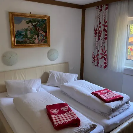 Latschen - Für Großfamilien, Firmen&co.