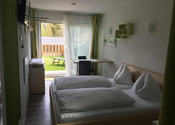 Latschen - Für Großfamilien, Firmen&co.