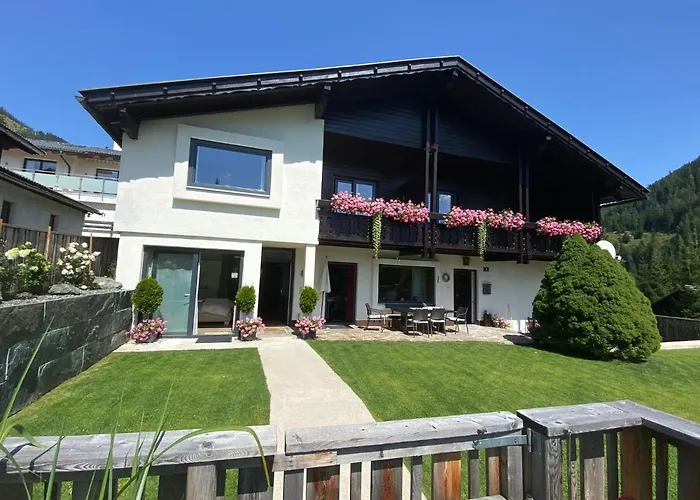 Latschen - Für Großfamilien, Firmen&co. Chalet
